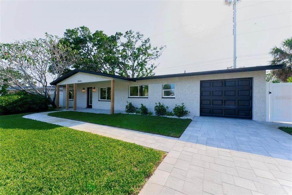 8444 15TH Way - Photo 1
