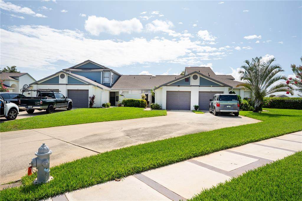 62 Lakepointe Circle - Photo 1