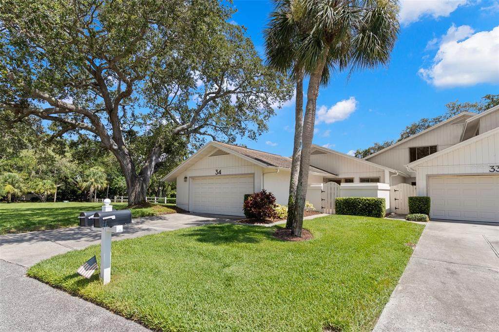 440 Lakeview Drive - Photo 1