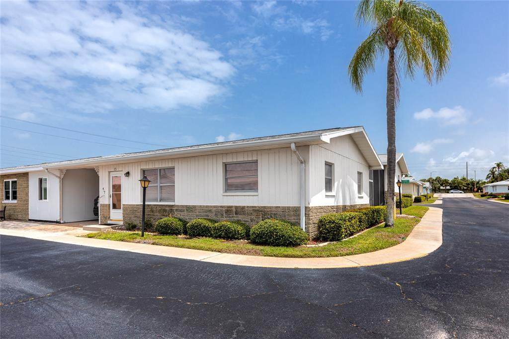 12400 Park Boulevard - Photo 1