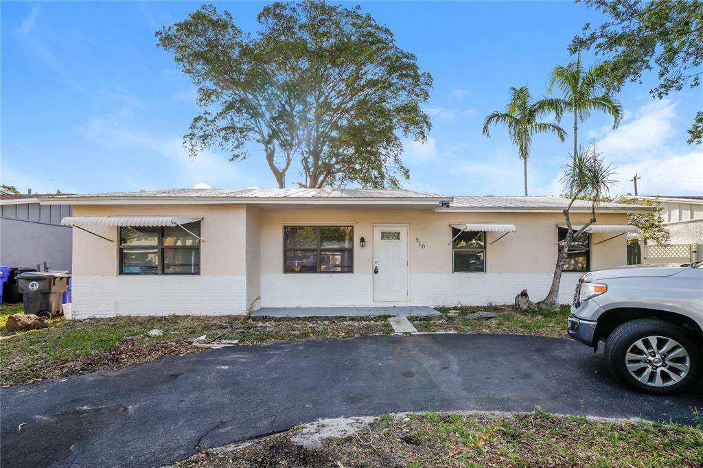 310 76TH Terrace - Photo 1