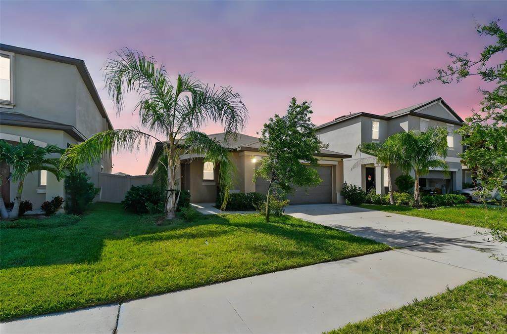 9437 Lemon Drop Loop - Photo 1
