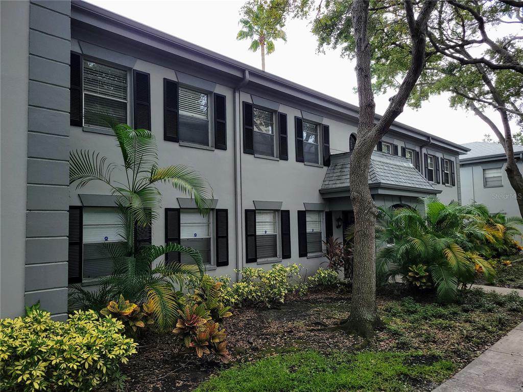 6925-A Avenue Des Palais - Photo 1