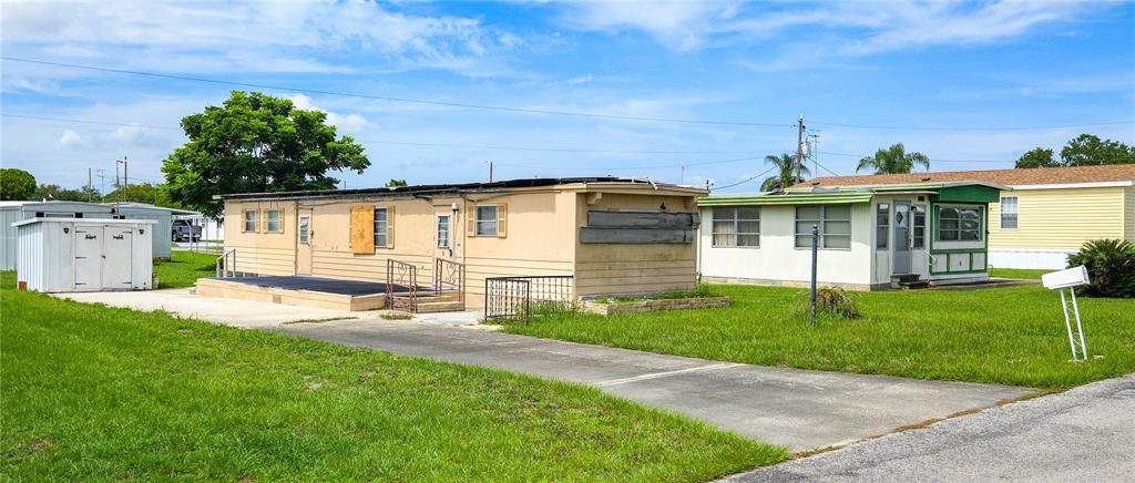 37302 Carol Avenue - Photo 1