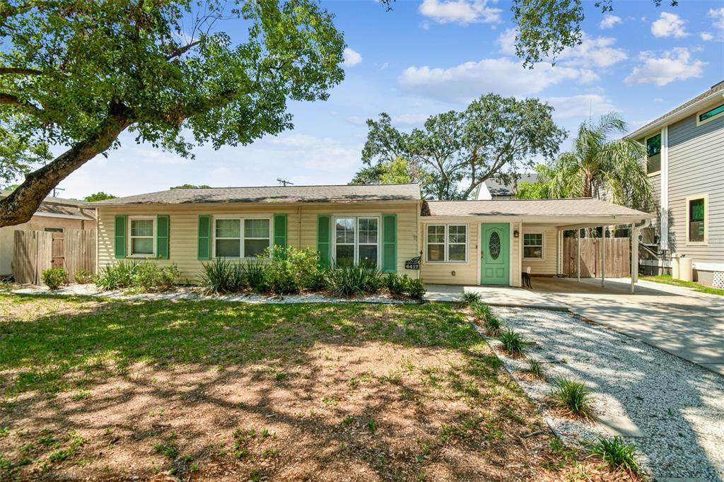 4417 El Prado Boulevard - Photo 1