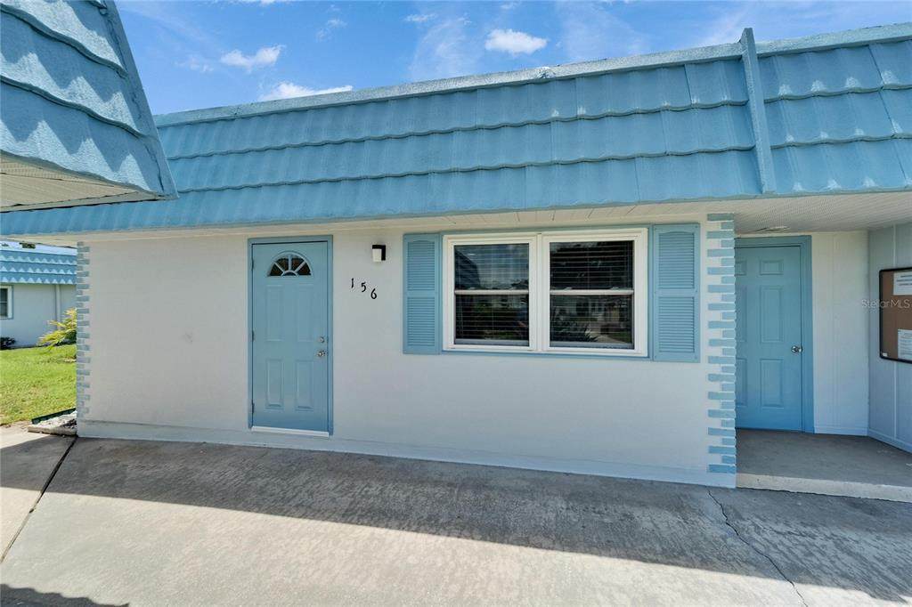 302 Andover Place - Photo 1