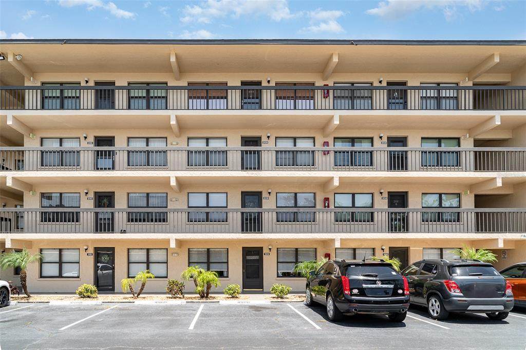635 30TH Avenue - Photo 1