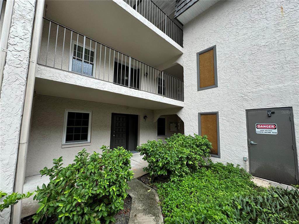 8799 Bardmoor Boulevard - Photo 1