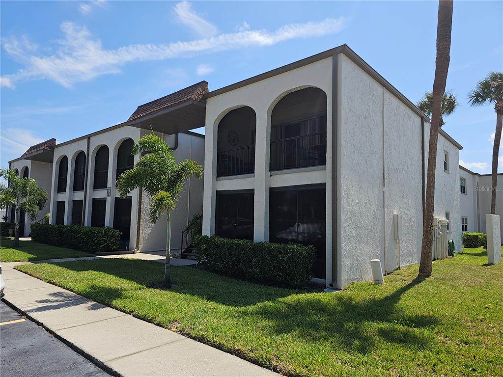 7701 Starkey Road - Photo 1