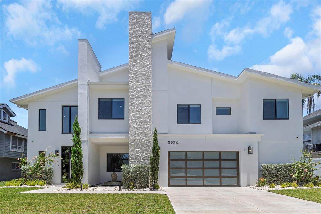 5924 Bayview Circle - Photo 1