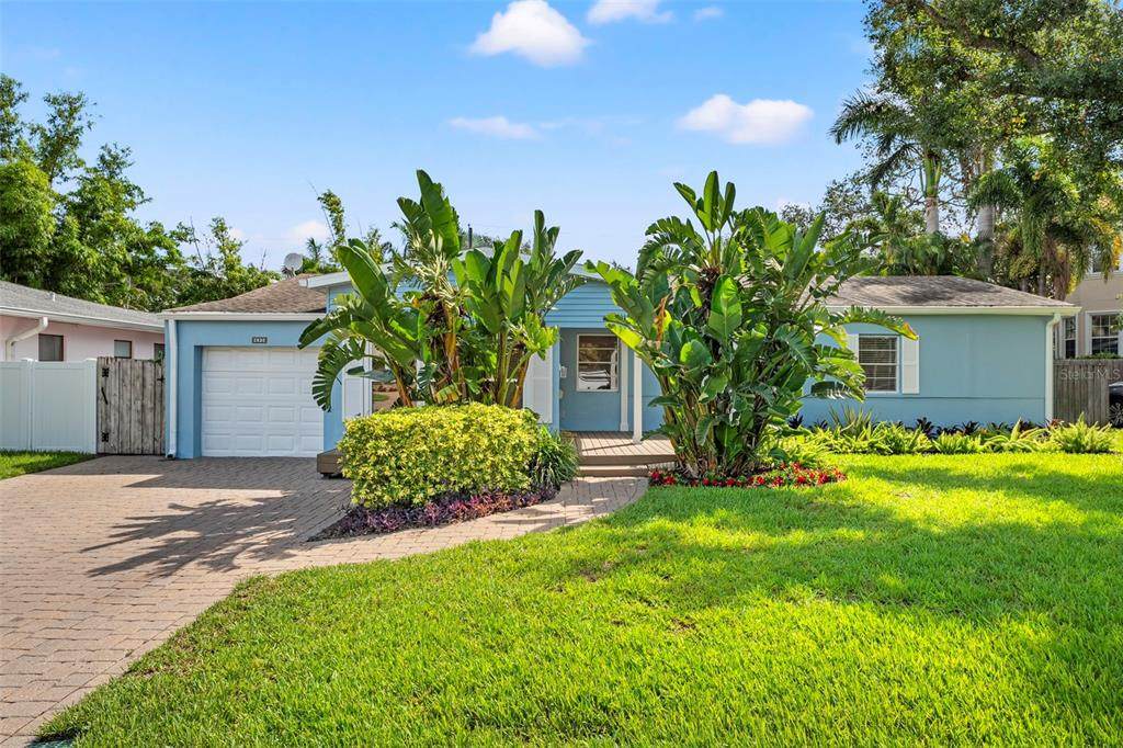 605 Bosphorous Avenue - Photo 1