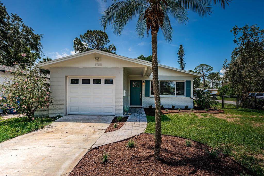 1700 Shore Acres Boulevard - Photo 1