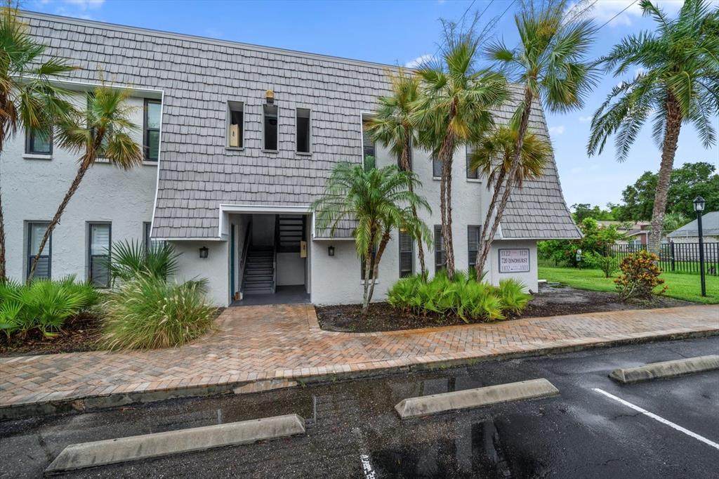 720 Lyndhurst Street - Photo 1