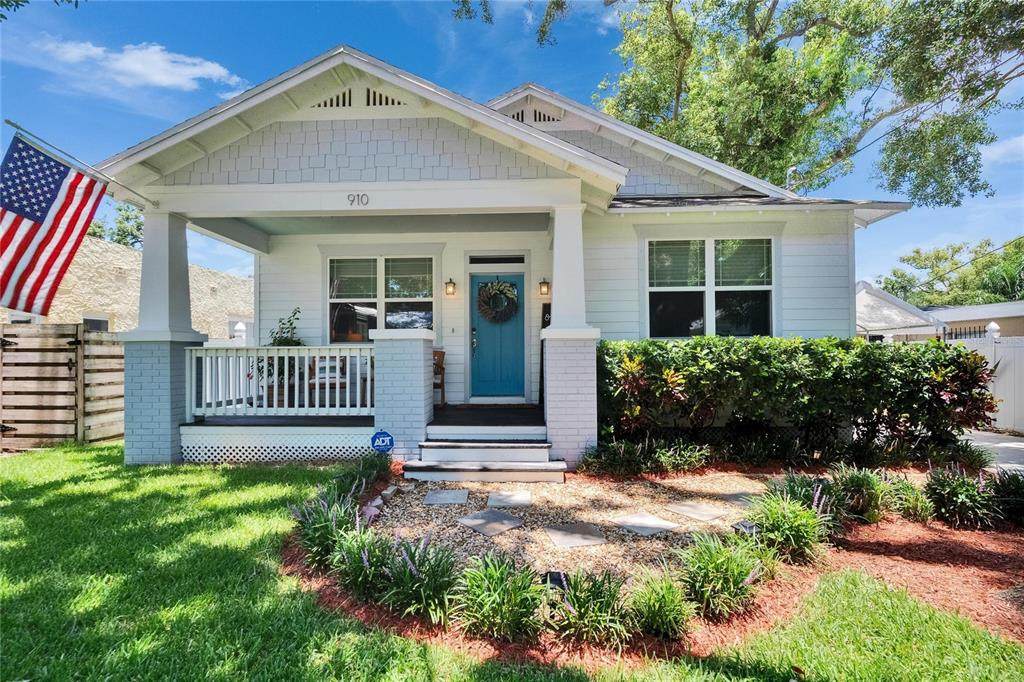 910 Crenshaw Street - Photo 1