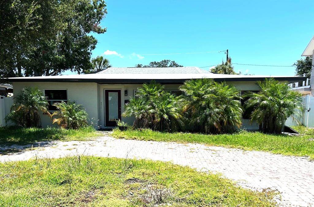 3811 Huntington Street - Photo 1