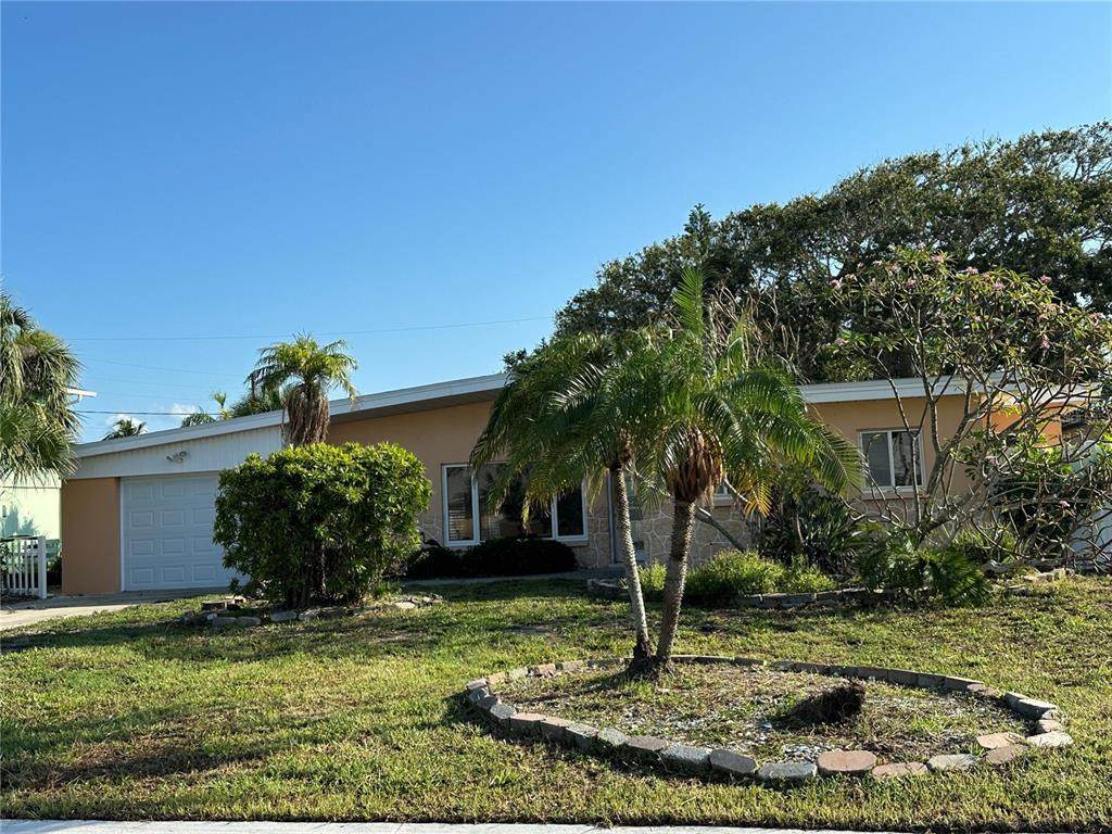 103 9TH Street - Photo 1