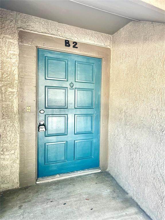 6344 Newtown Circle - Photo 1