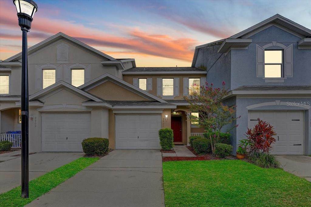 9907 Carlsdale Drive - Photo 1