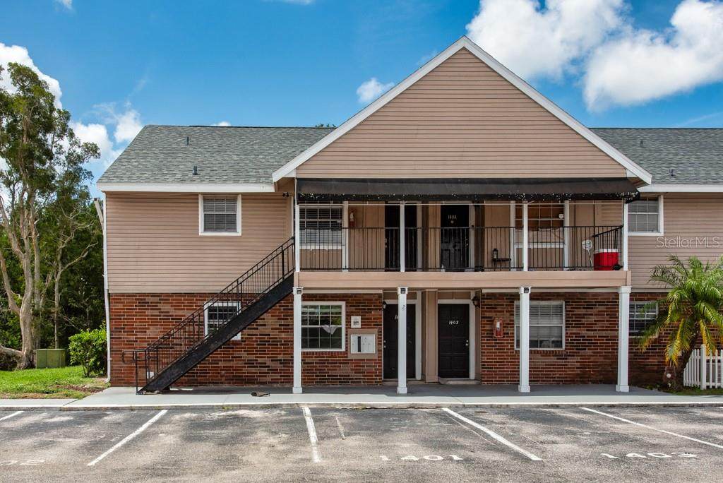 200 Country Club Drive - Photo 1