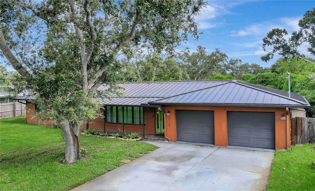 1710 Brentwood Drive - Photo 1