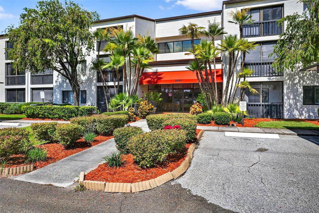 2591 Countryside Boulevard - Photo 1