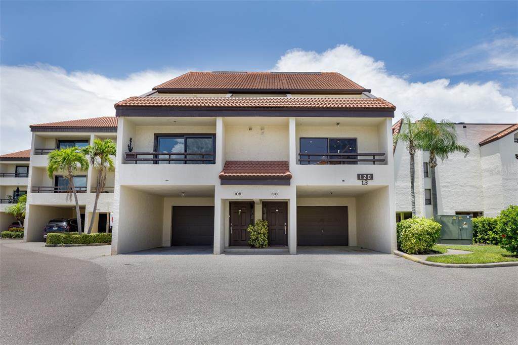 120 1ST Street - Photo 1