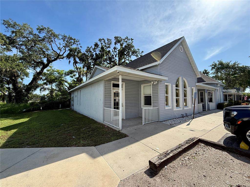 4426 5TH Street - Photo 1