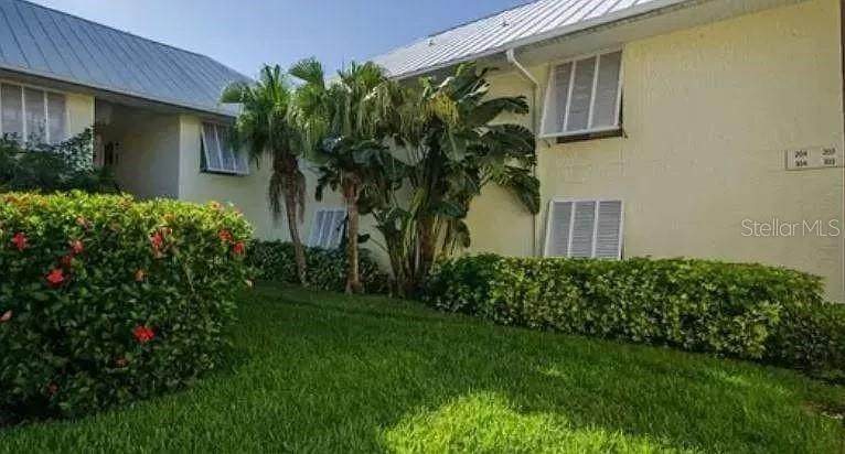 7300 Sunshine Skyway Lane - Photo 1