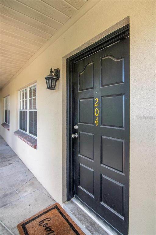 208 Danube Avenue - Photo 1