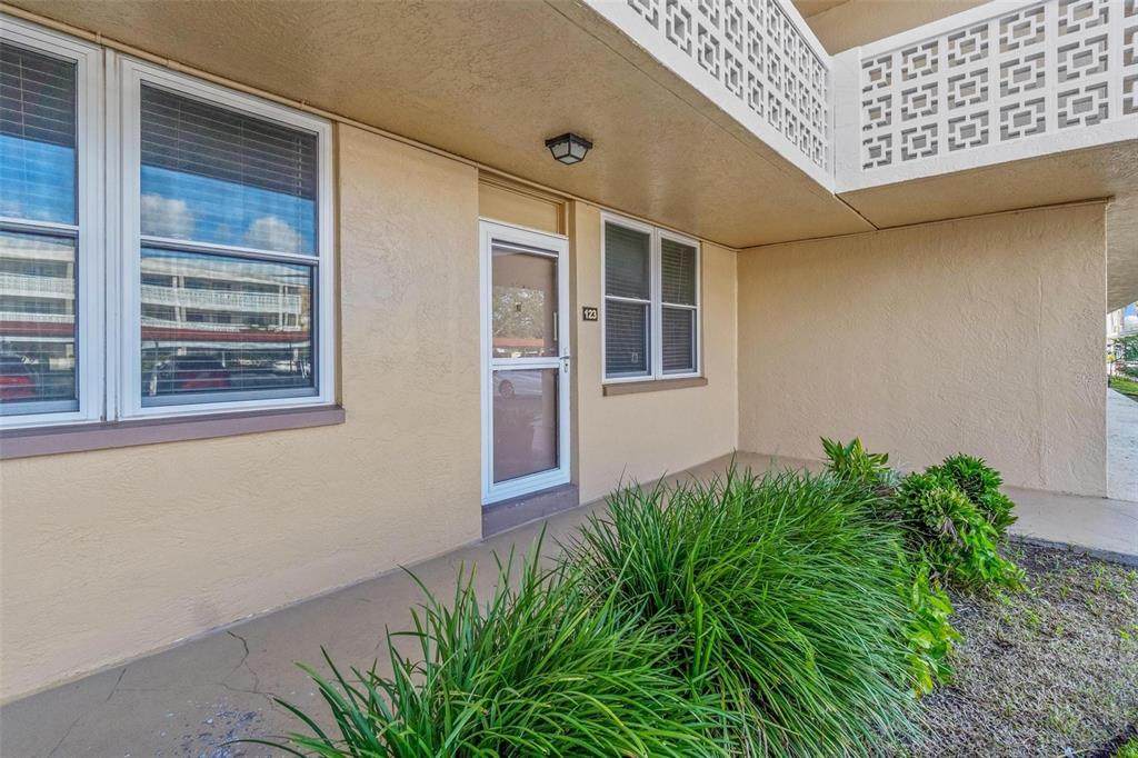 4915 Bay Street - Photo 1