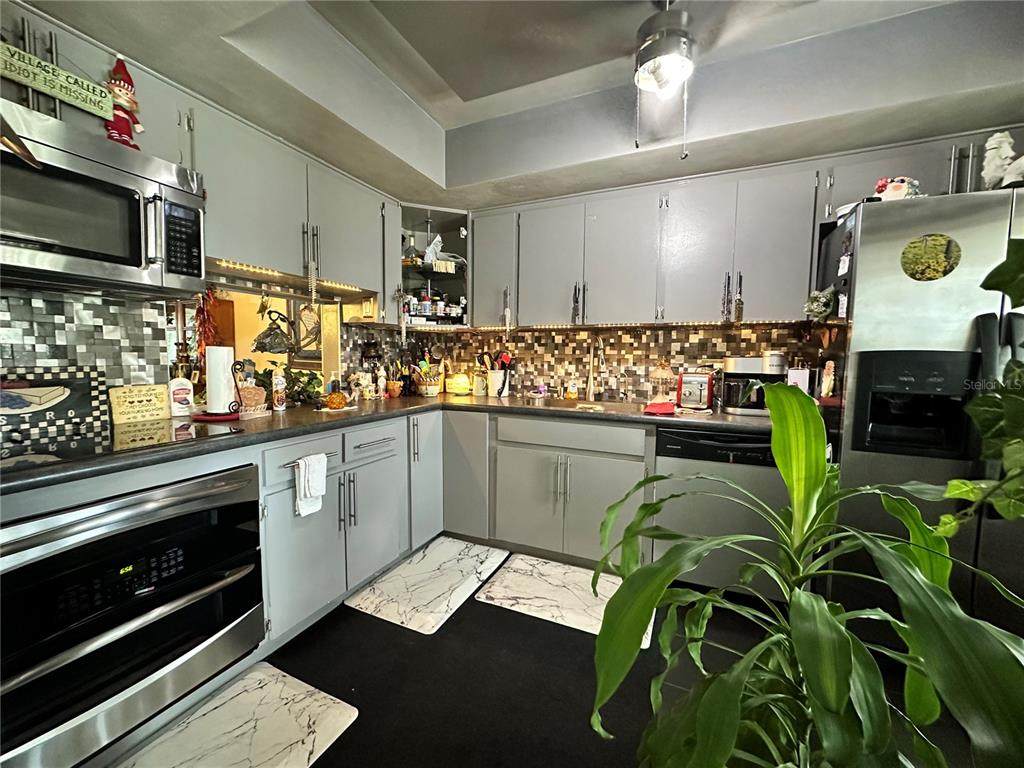8651 10TH Street - Photo 1