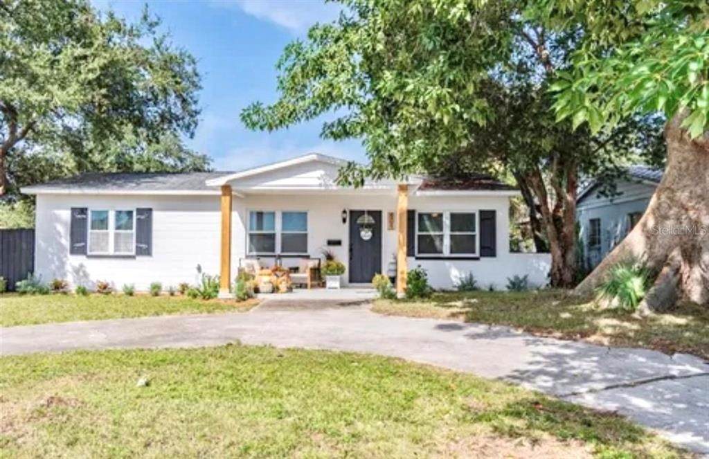 801 40TH Avenue - Photo 1