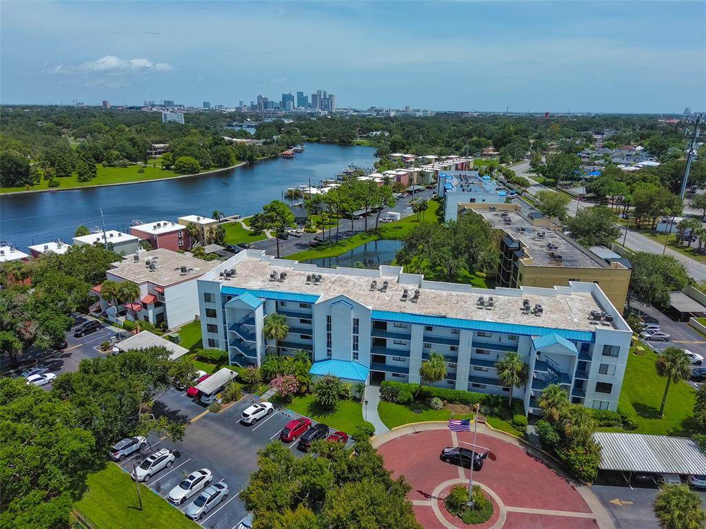 2424 Tampa Bay Boulevard - Photo 1