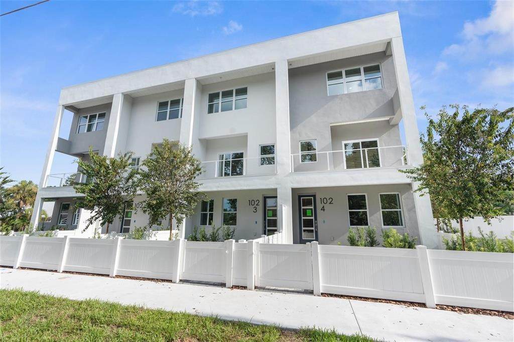 102 Adalee Street - Photo 1