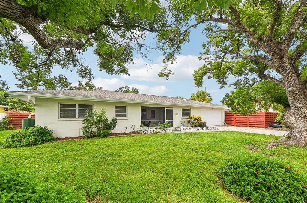 2110 Goldenrod Street - Photo 1