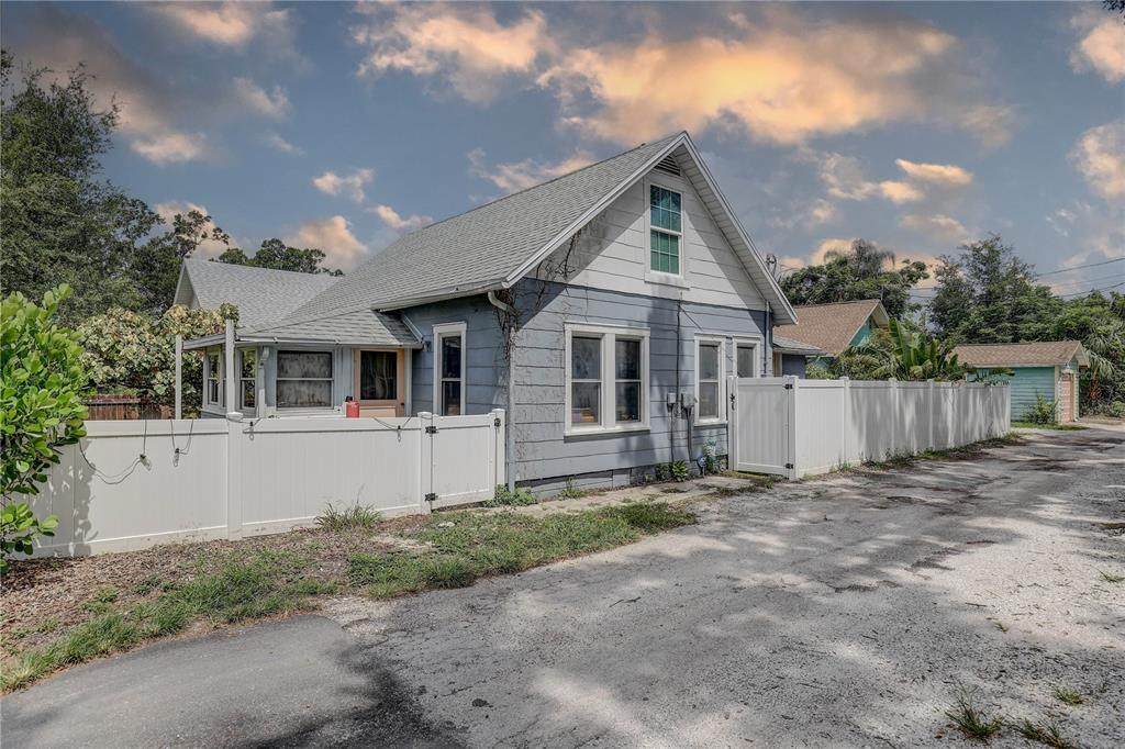 783 30TH Avenue - Photo 1