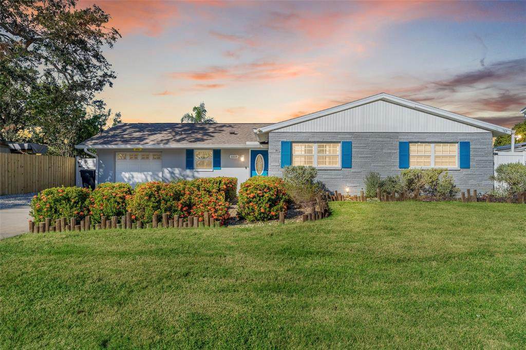 6004 Tampa Shores Boulevard - Photo 1