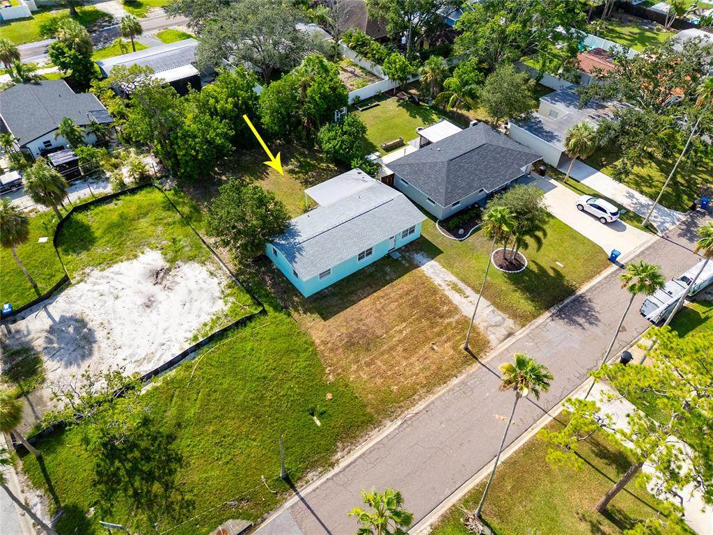 4235 Des Moines Street - Photo 1