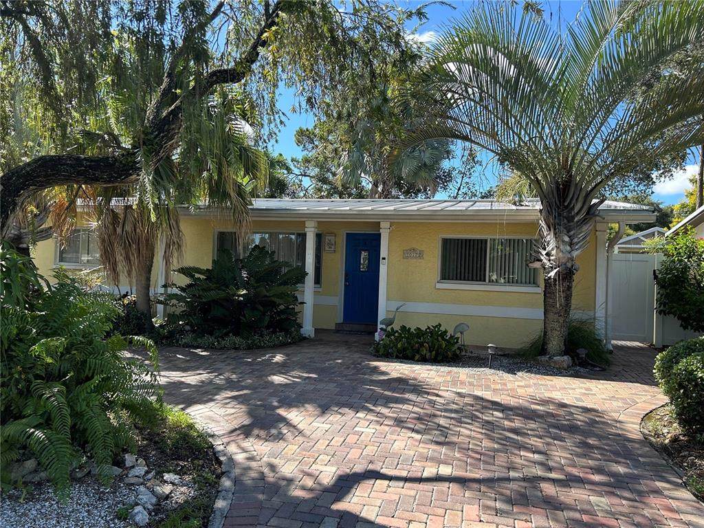 10172 63RD Avenue - Photo 1