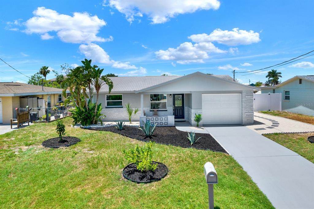 13739 Lavender Avenue - Photo 1
