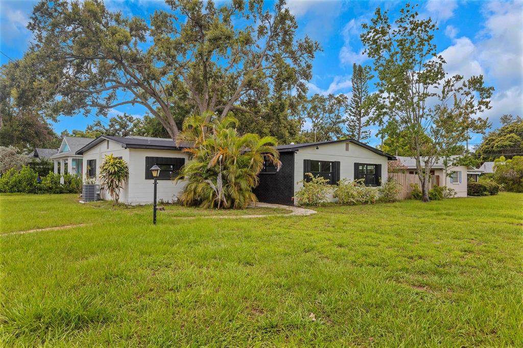 5202 23RD Avenue - Photo 1