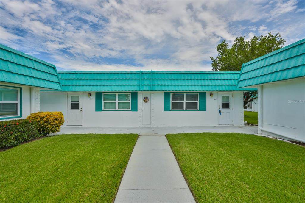 205 Kings Boulevard - Photo 1