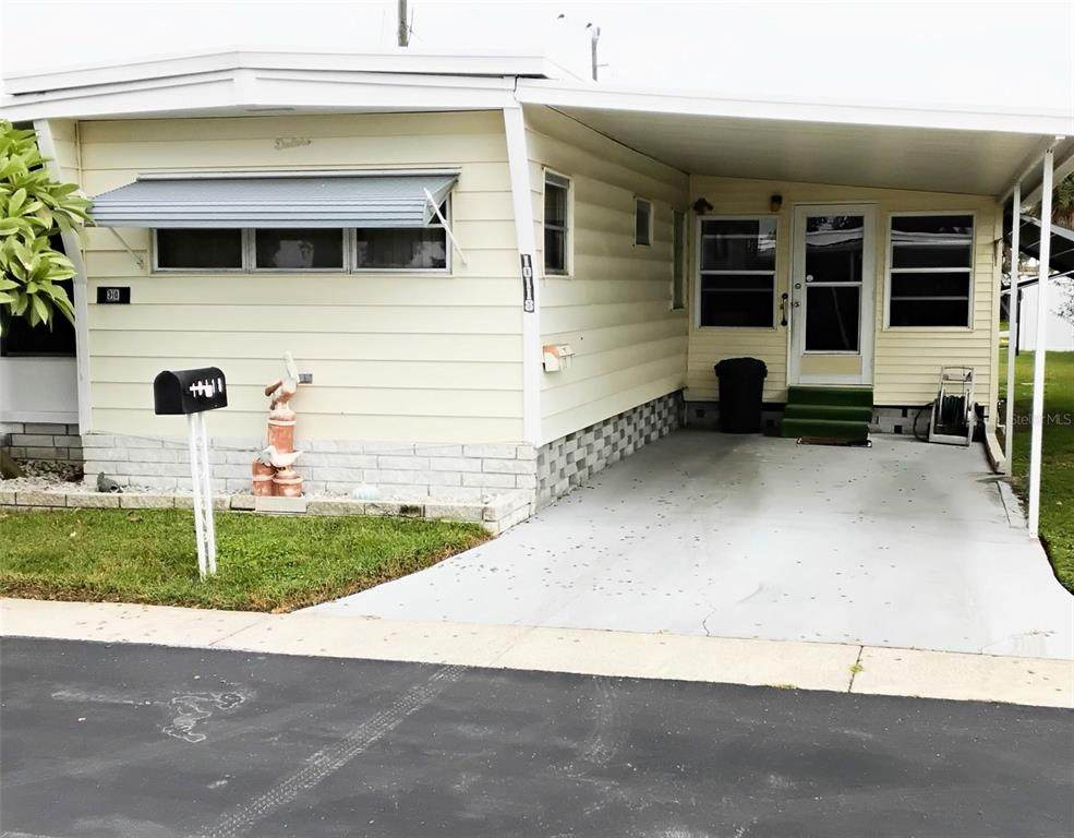 10118 Lake Drive - Photo 1