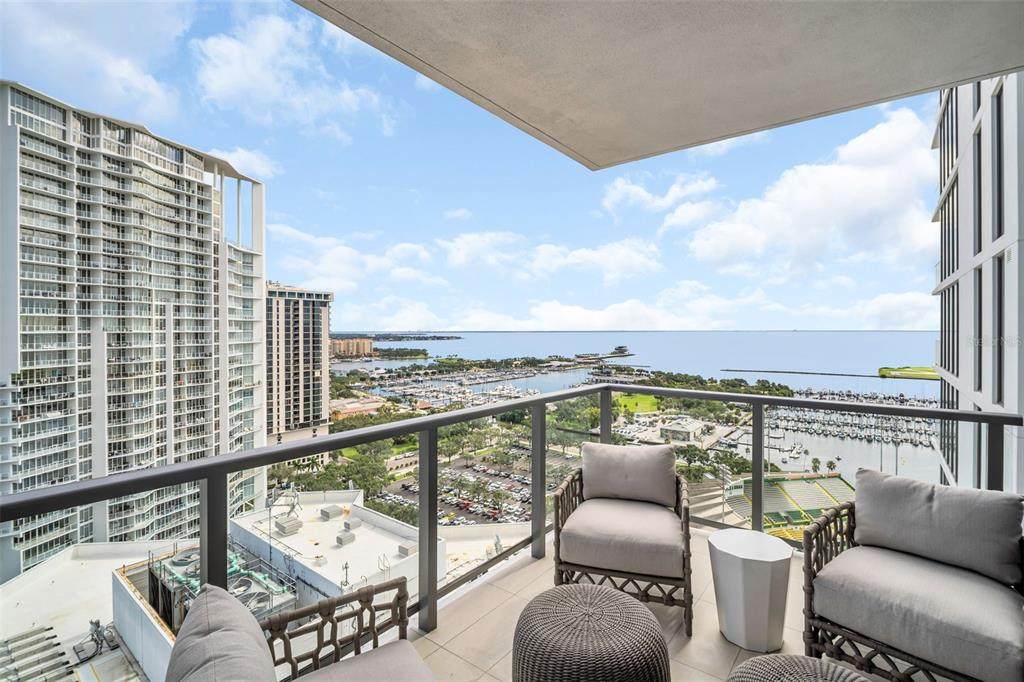 301 1ST Street - Photo 1