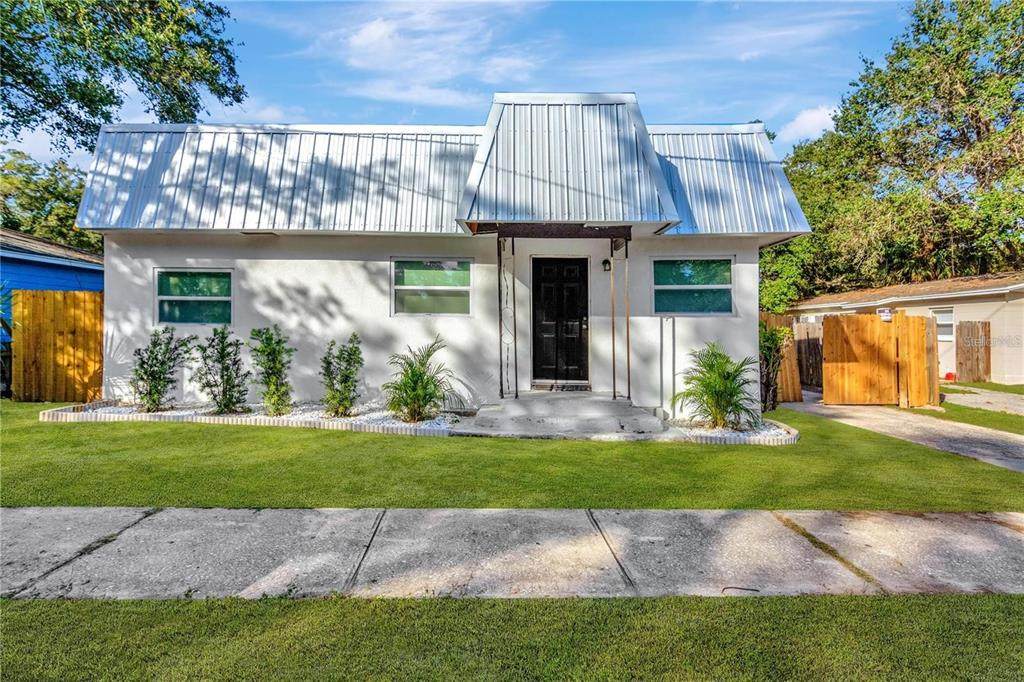 610 Woodlawn Street - Photo 1