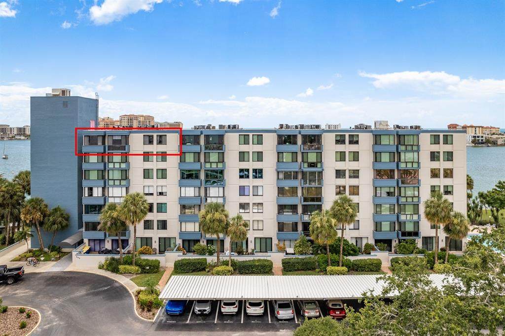 644 Island Way - Photo 1