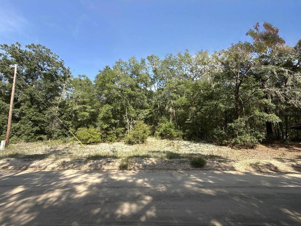  Gloria Avenue - Photo 1