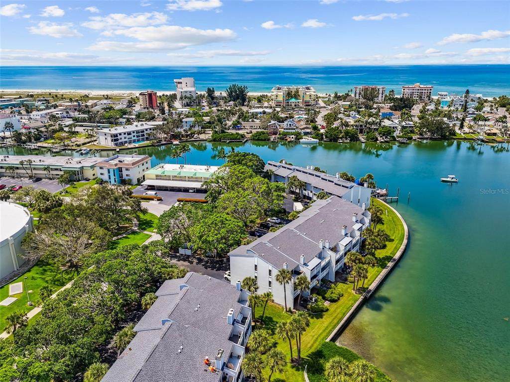 12134 Capri Cir S - Photo 1