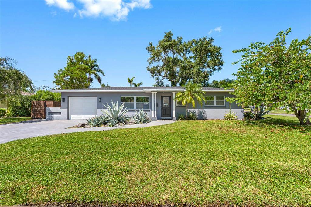 439 Capri Way - Photo 1