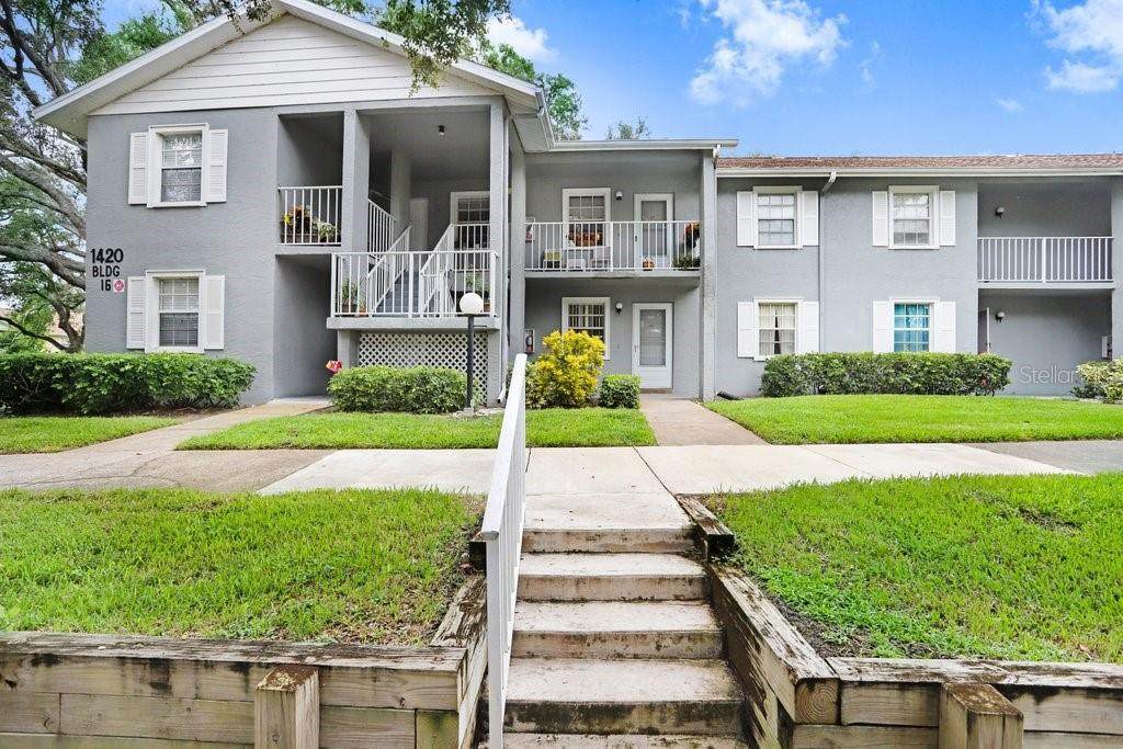 1420 Oak Hill Drive - Photo 1